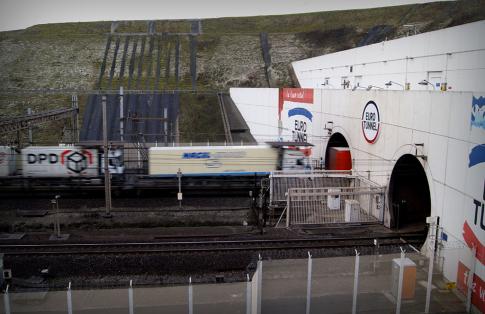 eurotunnel pociąg